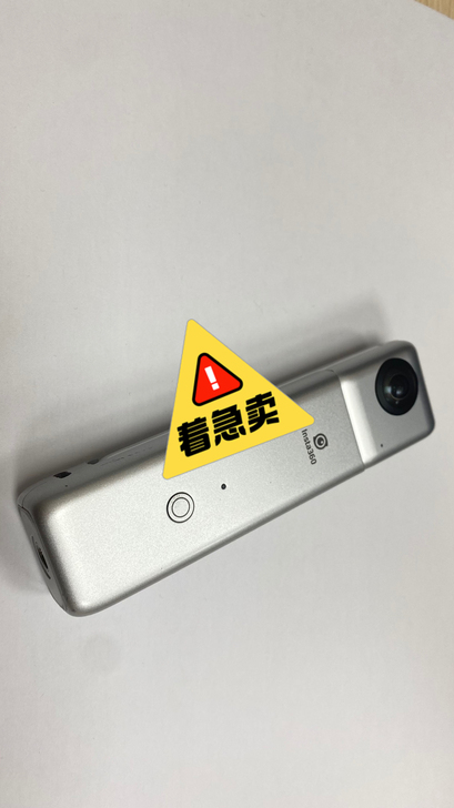 360全景相机，入手1个多月，轻微使用痕迹...