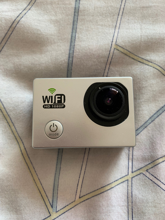 sj6000 山狗国产版 实物拍摄成色如图...