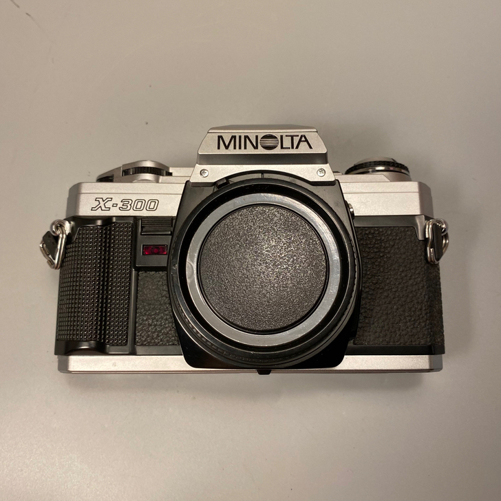 美能达X300单反胶卷相机机身