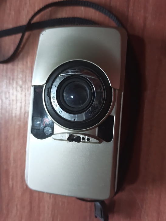 26，奥林巴斯相机一台，无电池未实验，品相...