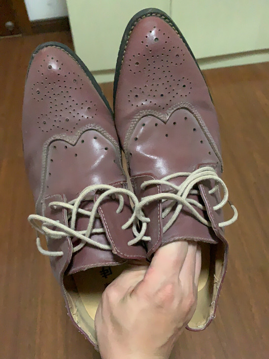 布洛克雕花骚粉皮鞋41码 很骚气 暗粉色