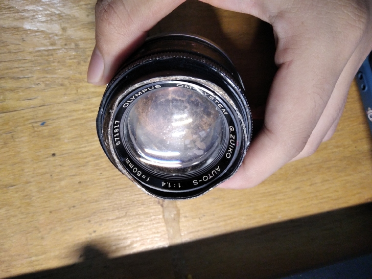 奥林巴斯50 1.4,不能正常使用,对焦卡...