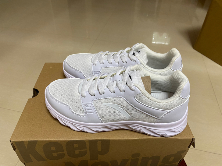 安踏全新运动鞋36.5码