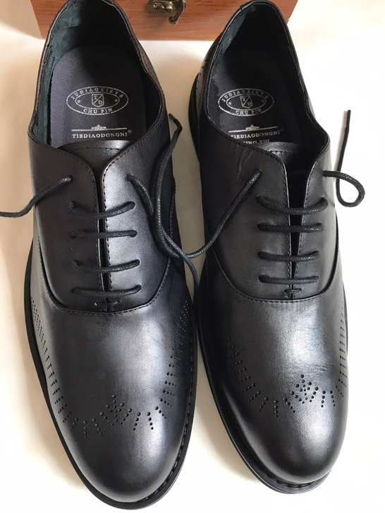 英伦布洛克软底商务休闲雕花男皮鞋（42码）