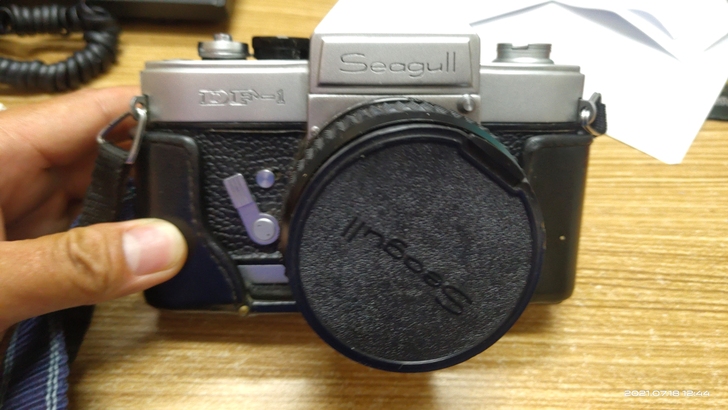 老老海鸥照相机，一切完好，不退不换