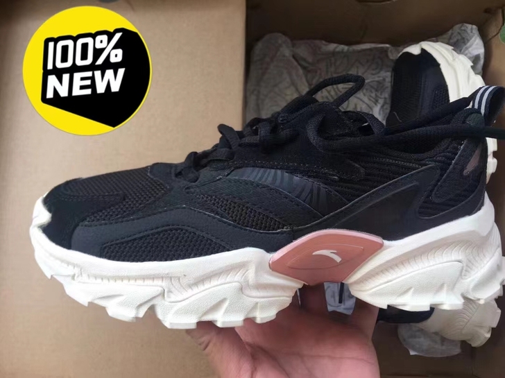 安踏女款运动鞋原价399现在129包邮码数...