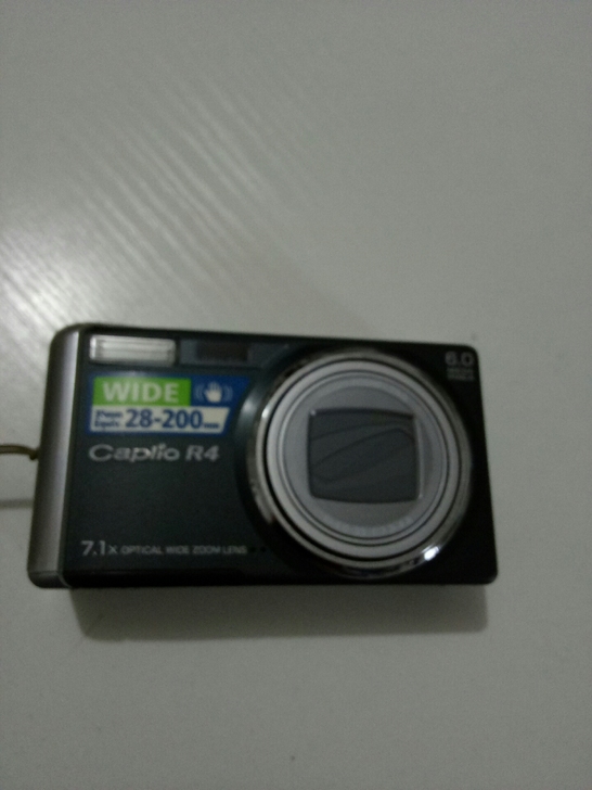 理光R4数码相机