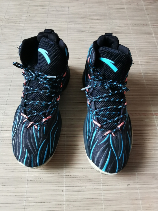 二手男鞋，安踏蓝球鞋43码   鞋子保证正...