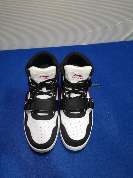 李宁休闲文化正品板鞋，43码九成新，没有破...