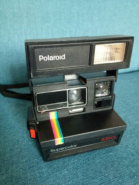 宝丽来635CL一次成像相机  通电 按快...