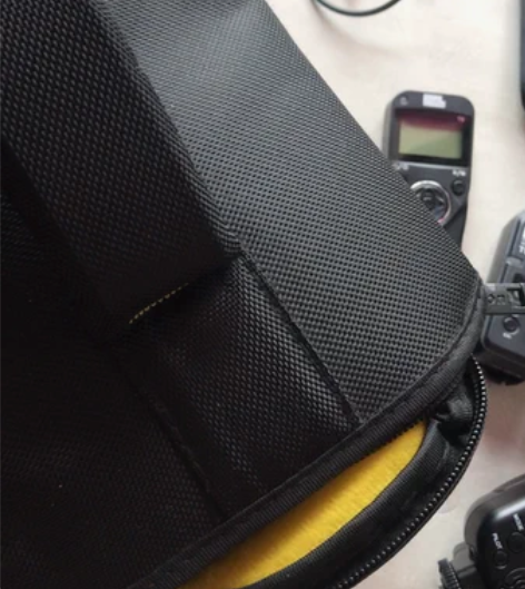 尼康D5600带两个镜头。基本9.99新，...