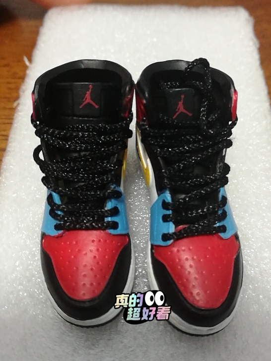 乔丹  收藏迷你玩具鞋