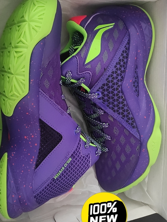 李宁韦德之道缓震低帮实战韦德篮球鞋，电光紫...