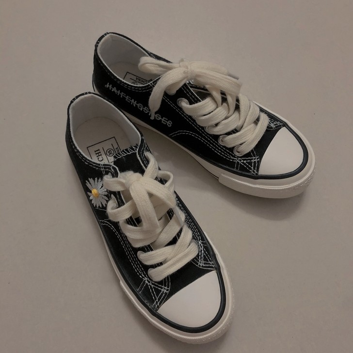 35码 全新 泫雅同款 实物原相机拍摄