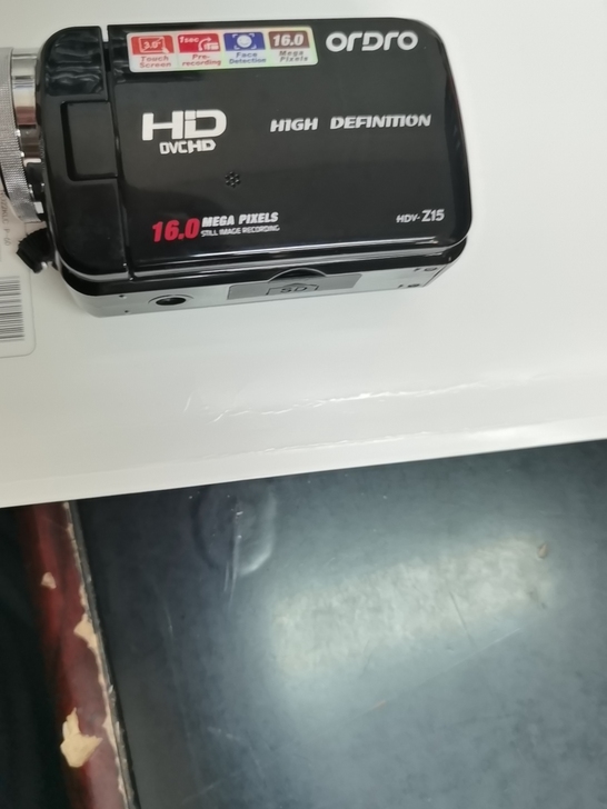 照相机，欧达，可小刀，适合初学者。