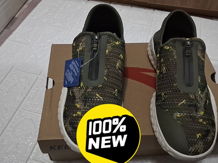 安踏!!!!41码!!!55米包邮!!!