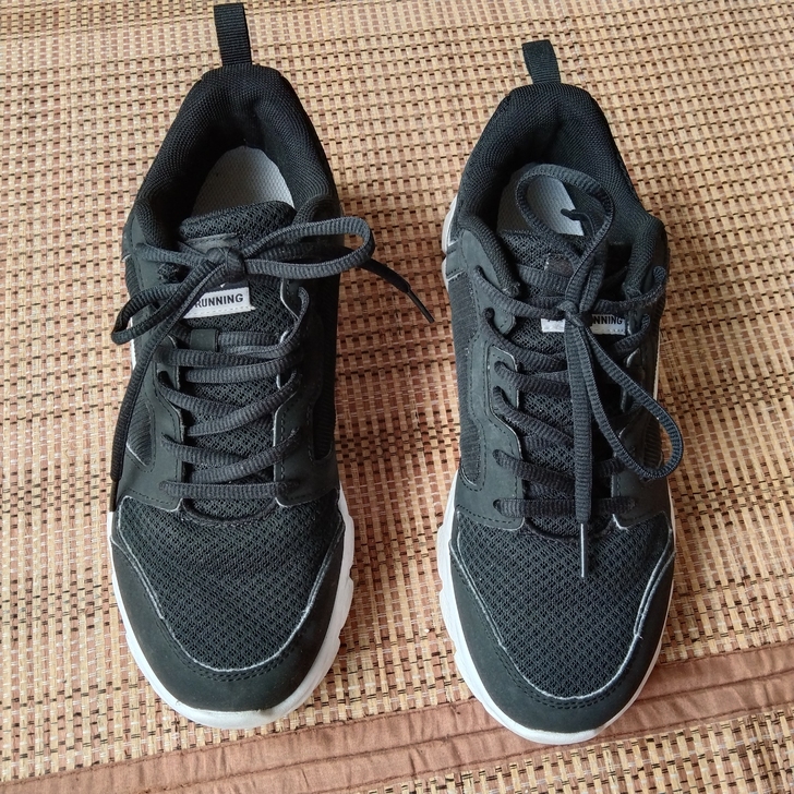 40码安踏运动鞋二手男鞋 鞋子正品 无开胶...