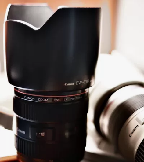 佳能红圈28-70f2.8L，可以拿富士镜...