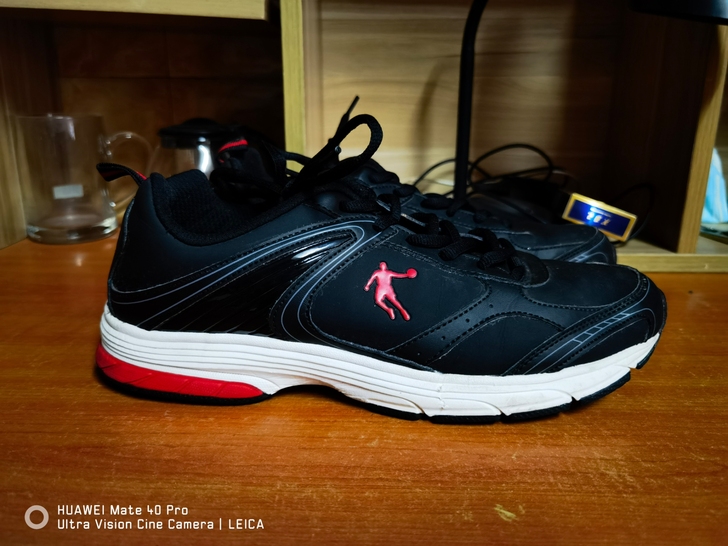 44码中国乔丹运动鞋跑步鞋休闲鞋，超级新的...