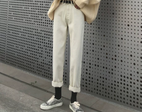【年终盛典】米白色直筒牛仔裤女秋冬2020...