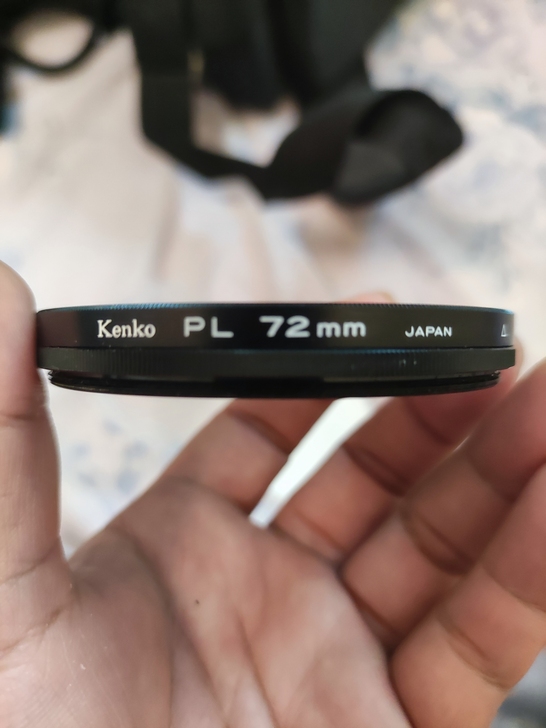 自用肯高72mm偏振镜，包装不在了。滤镜就...