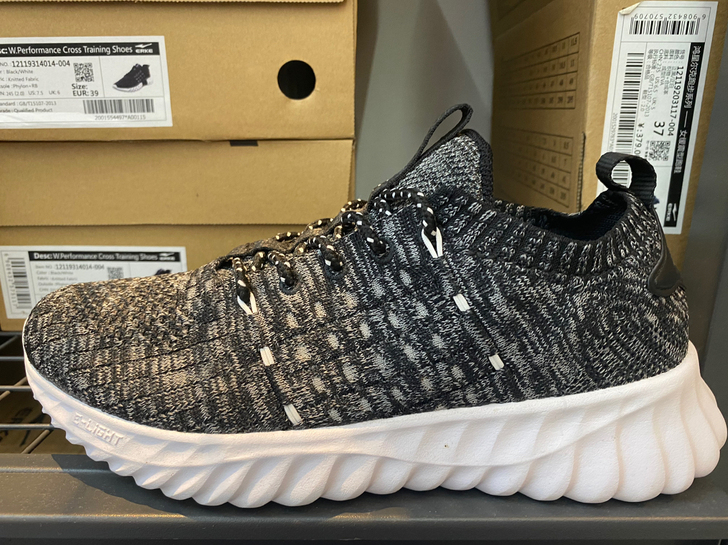 鸿星尔克魔粒轻弹小飞鞋运动鞋2020春季新...