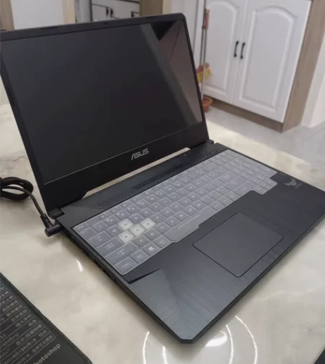 飞行堡垒6笔记本电脑 1.型号：fx862...