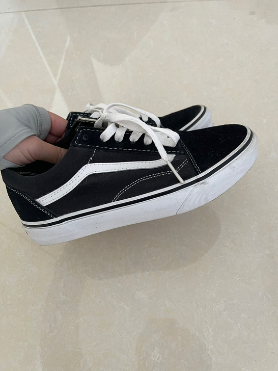 Vans范斯黑白潮流侧边条纹复古女鞋低帮潮...