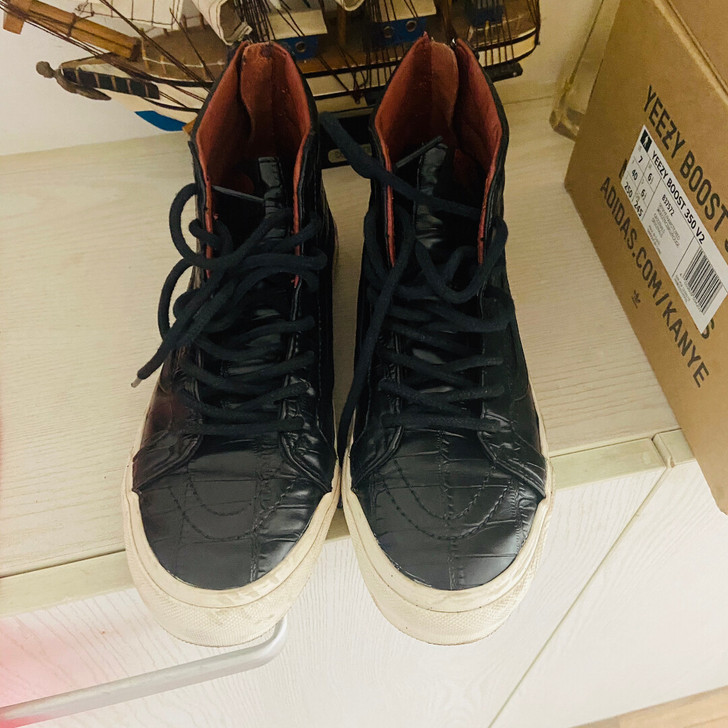 Vans SK8-Hi黑色高帮滑板鞋