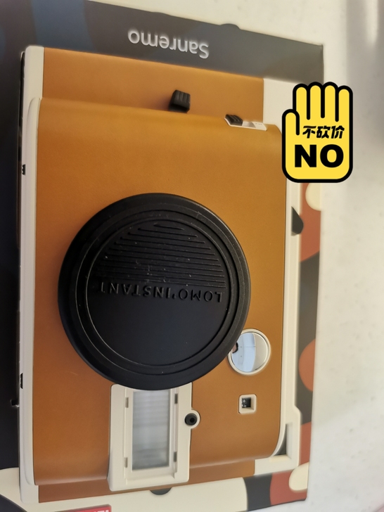 Lomo##amp；#39；Instant...