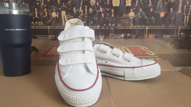 正品匡威魔术贴，专柜原盒