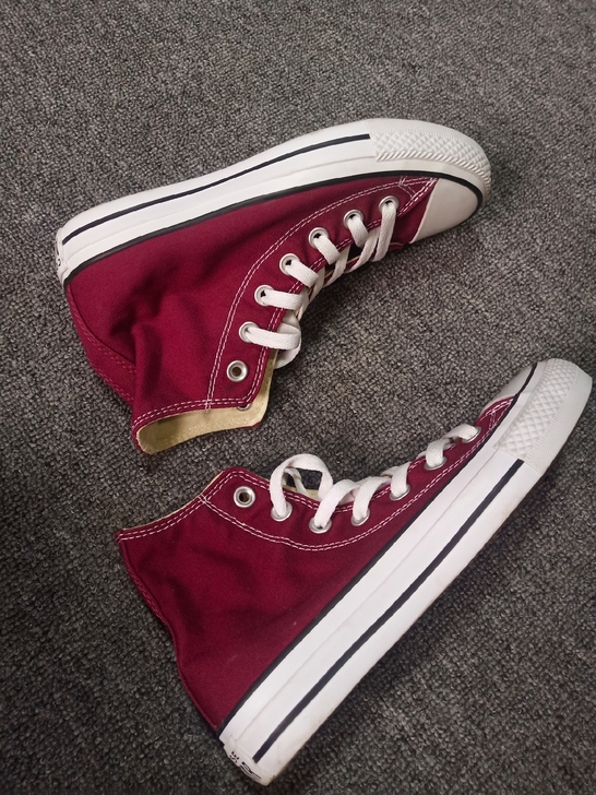 36码匡威高帮帆布鞋