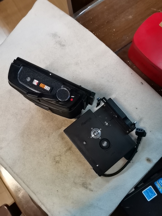 玛米亚rb67用电动后背