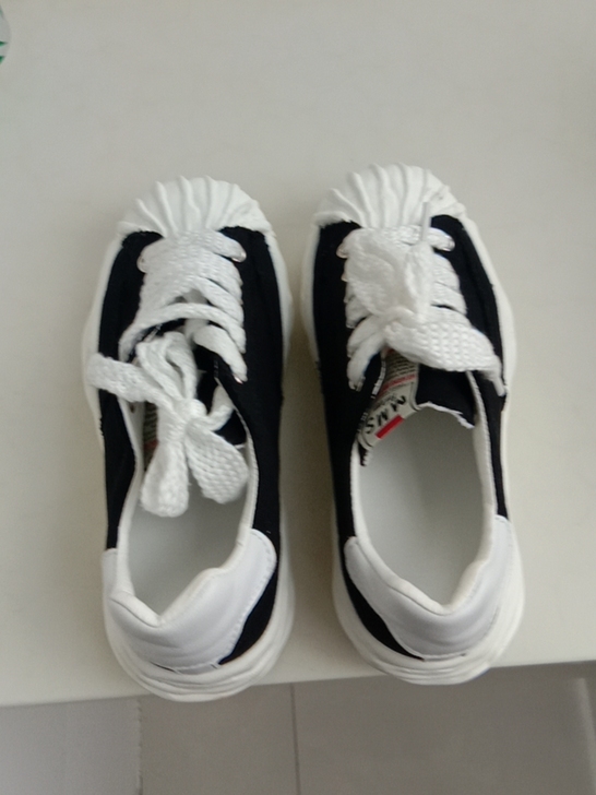 女鞋，帆布女鞋，230码，没有下水，只是溜...