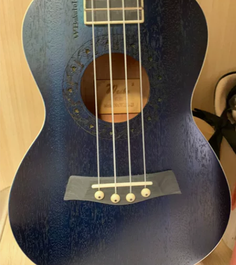 全新尤克里里 无使用痕迹一直闲置 150可...