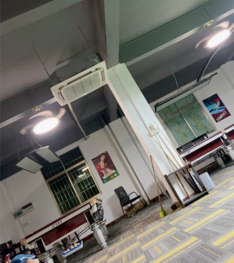 个人台球俱乐部空调。  台球桌。 观球凳。...