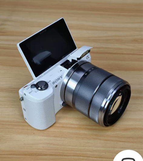 索尼微单a5000，镜头18-55，非套机...