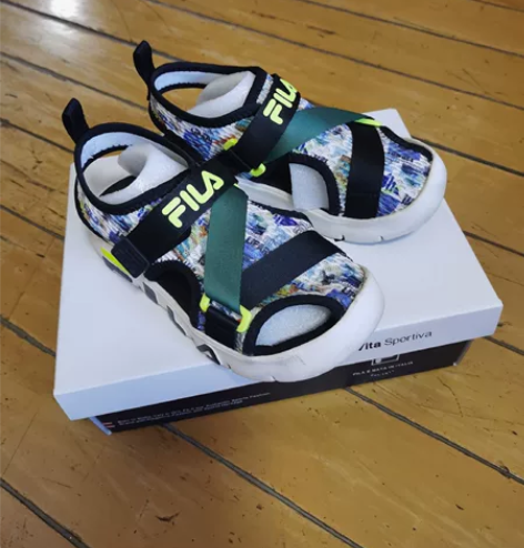 斐乐儿童凉鞋，2022夏季新款，原价购入，...