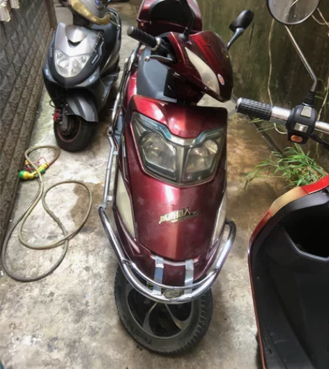 72伏城市猎人电动车，有牌有证，全新电瓶 ...