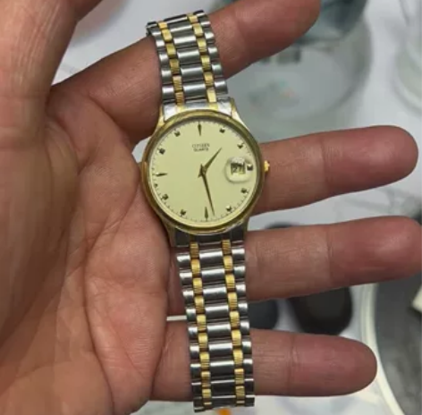 西铁城（石英二针中性手表）日历+放大镜，走...