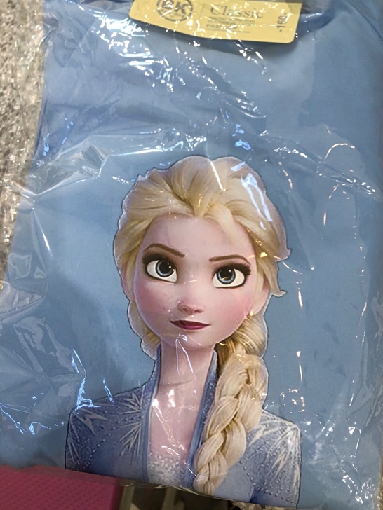 爱莎女童薄款春秋外套120码！全新有吊牌！...