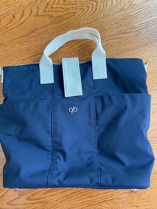 好孩子妈咪包，官方旗舰店200多购买有购买...