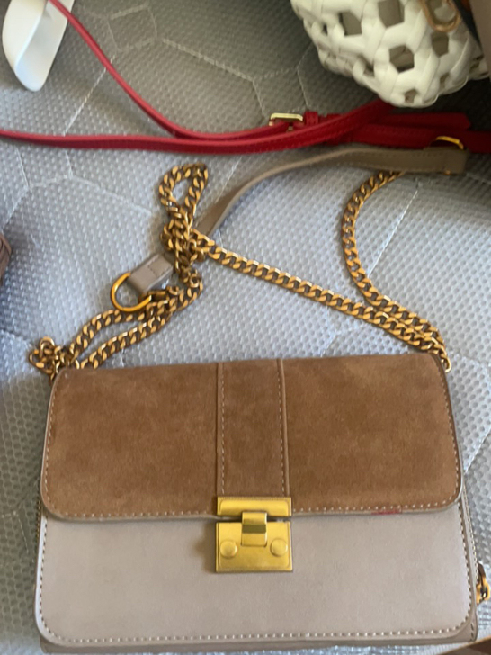 磨砂拼皮鎏金单肩包