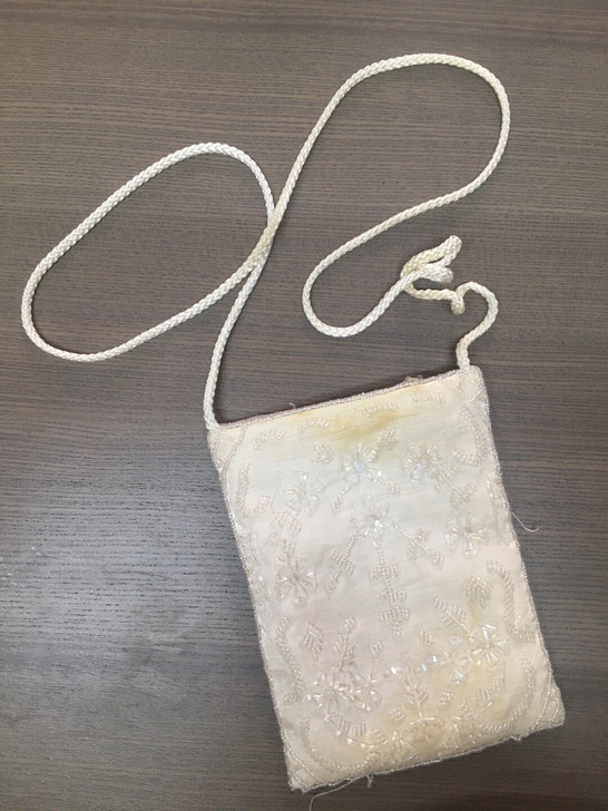 Vintage刺绣小包包