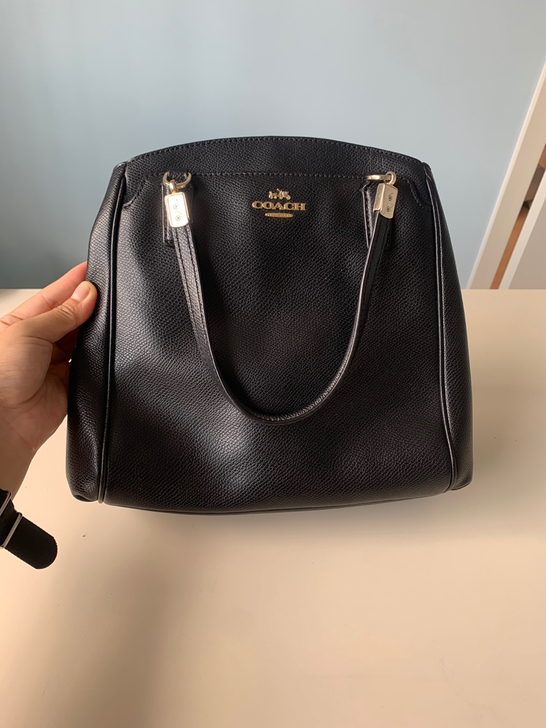 #coach# 荔枝纹coach贝壳单肩包...