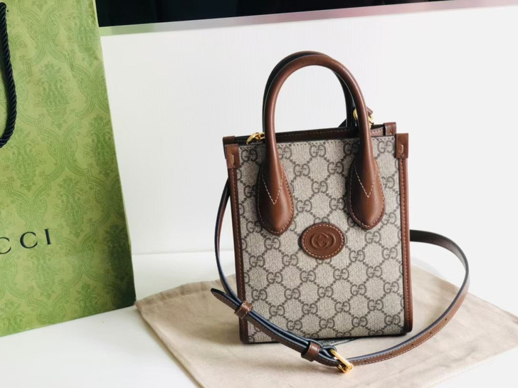 tote mini 迷你闲置，全新超级好看...