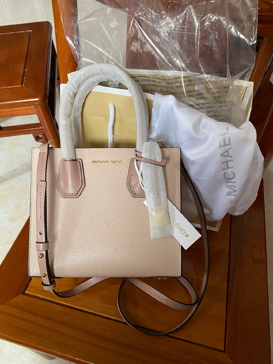 Michael kors 全新mercer...