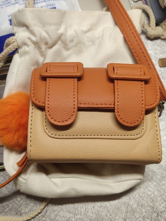 包包,就背过一两次