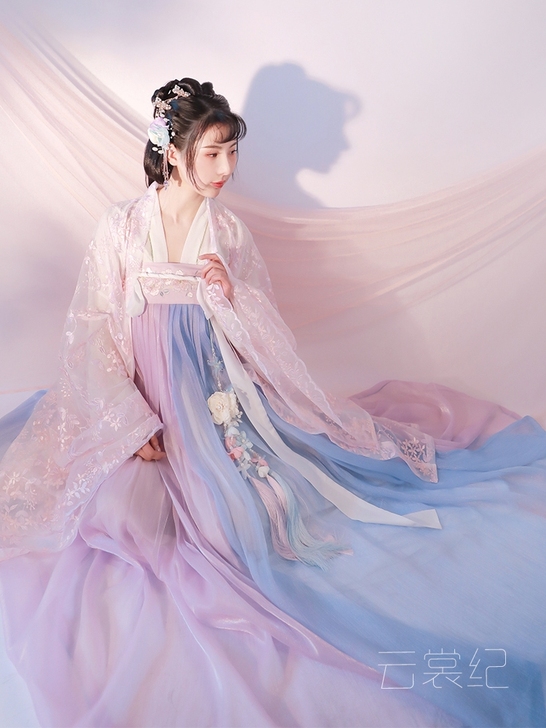 【东月棠-原云裳纪】春樱紫蓝 六米摆一片齐...