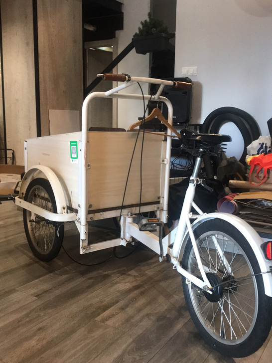 自行车鲜花花车